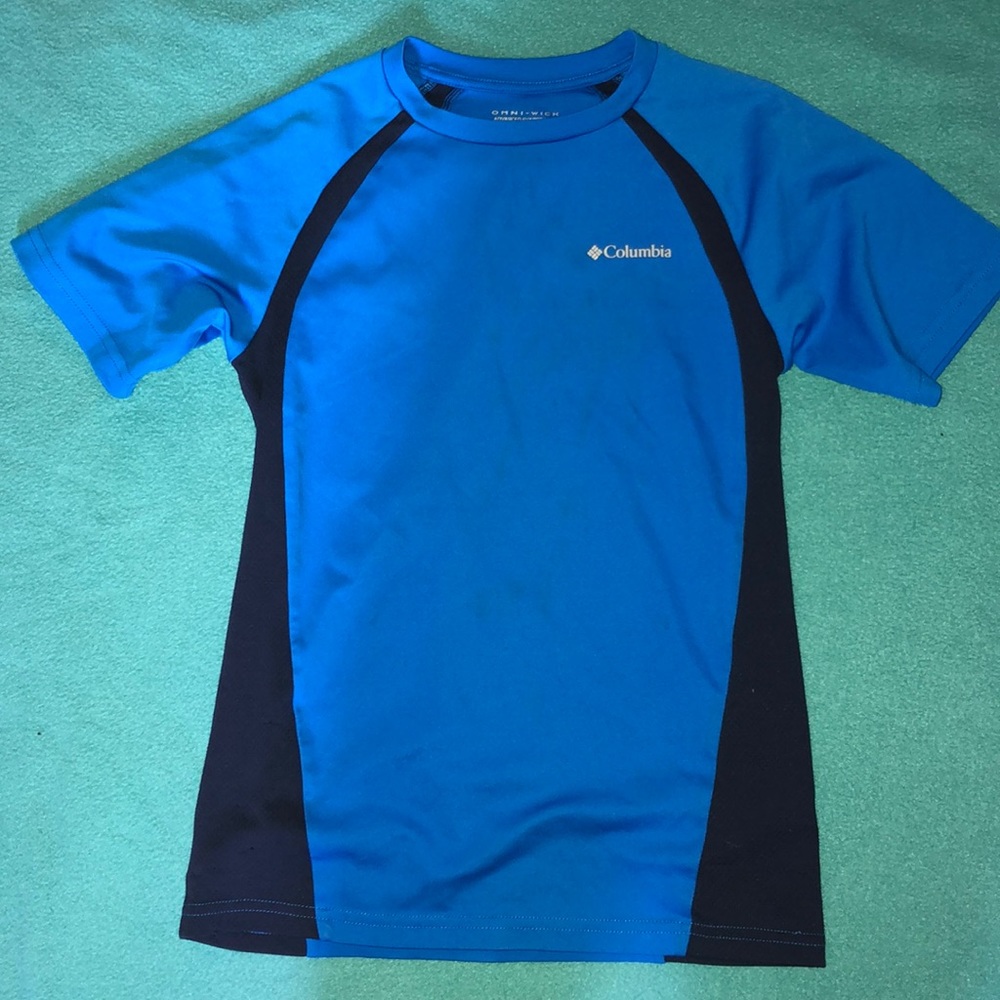 columbia t-shirt